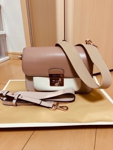 【値下げしました】マイケルコースショルダーバッグ
