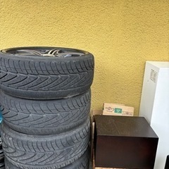 車のパーツ タイヤ、ホイールの画像