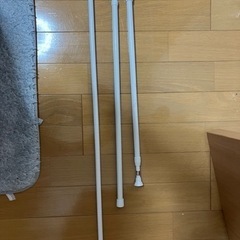ニトリ　突っ張り棒　30〜45センチ　4本の画像