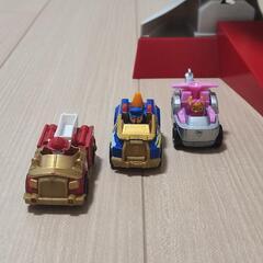パウっと出動!DXパウステーション 「パウ・パトロール」　ダイキャストビークル3種付の画像
