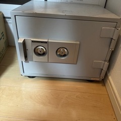 耐火金庫　2キータイプ　ダイヤセーフ