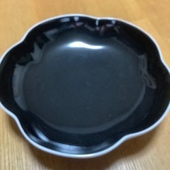 深川製磁　　　　　新品未使用品　梅型プレート
