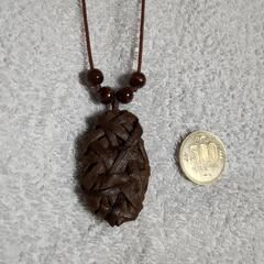 山葡萄のペンダント　　　未使用品の画像