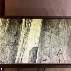 PCモニター　&   モニターアームの画像