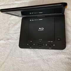 【新古品】ポータブルブルーレイディスク／DVDプレーヤー　Wizz　WPS-S1006の画像