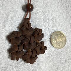山葡萄のペンダント　　　未使用品の画像