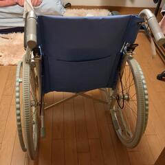 車いすの画像