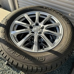 車のパーツ タイヤ、ホイール