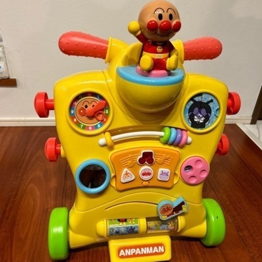 ウォーカー　足こぎ乗用 アンパンマン