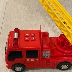 はしご消防車の画像
