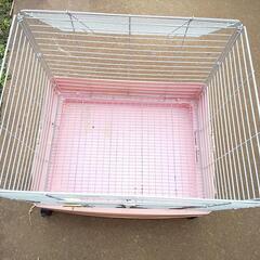 うさぎ　モルモット　テグー等　小動物のゲージ　ピンクの画像