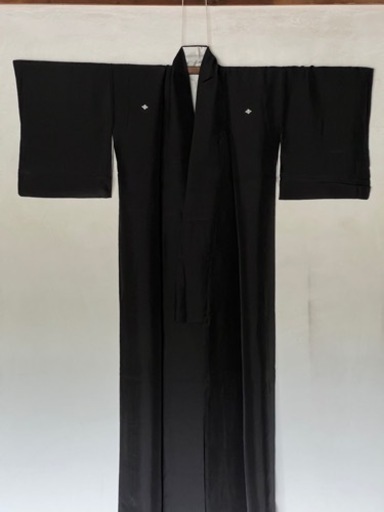 黒い着物