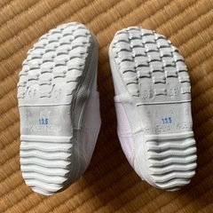 教育パワーシューズ　　上履き　13.5cmの画像