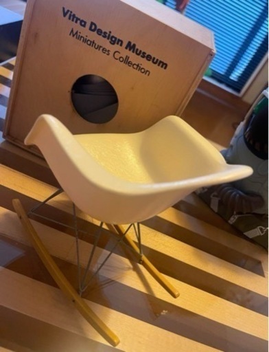 ハーマンミラー　イームズチェア　vitraミニチュア