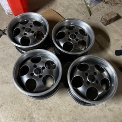 車のパーツ タイヤ、ホイール