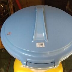 ★★日本製 ポリバケツ３５リットル（蓋つき）未使用保管品★★の画像