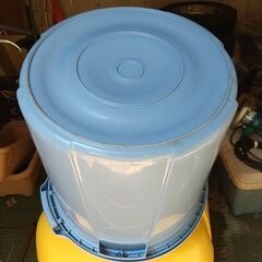 ★★日本製 ポリバケツ３５リットル（蓋つき）未使用保管品★★の画像