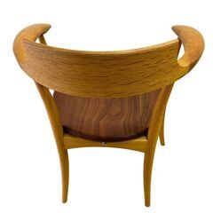 飛騨産業　クレセント　アームチェア　キツツキ　椅子 美品 高級家具 飛騨産業 キツツキマーク CRESCENT アームチェア