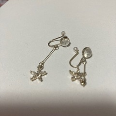 未使用⭐️お花のイヤリング売ります！の画像