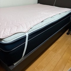 【ニトリ】セミダブルベッド＆マットレスのセット！5年以内。の画像