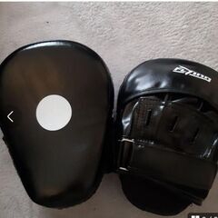 ボクシングミットの画像
