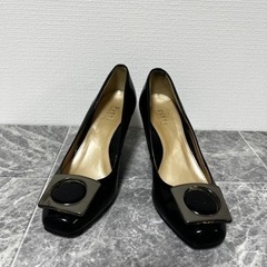 ピッティ Pitti パンプス