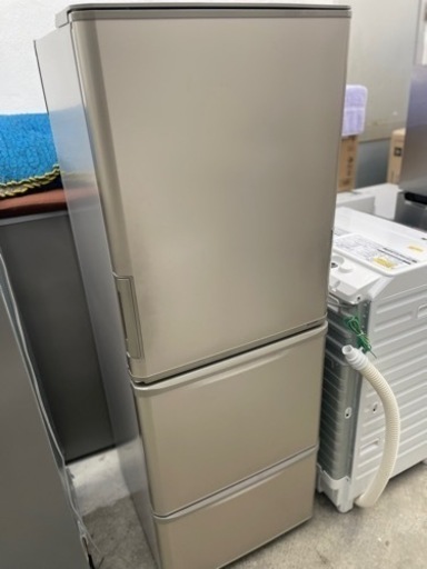 送料・設置込み　冷蔵庫　350L SHARP 2017年
