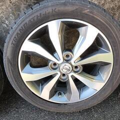 車のパーツ タイヤ、ホイールの画像