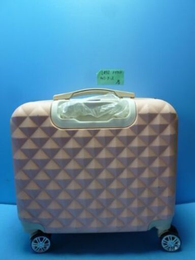 L032　ノーブランド　機内持ち込みOKサイズ　ピンクキャリーケース