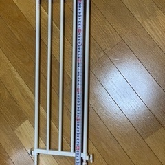 つっぱり棚③奥行22cm幅65〜93cmの画像