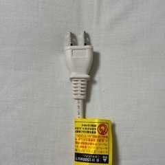 ダイソー コード付タップ 3個口 10cm の画像