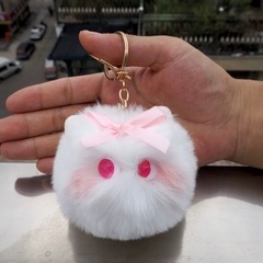 2点セット　猫キーホルダー　バッグチャーム　 リボン付き　ふわふわ　猫ちゃんの画像