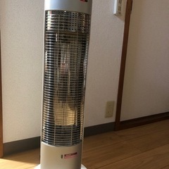 【ジャンク】コイズミ カーボンヒーター 電気ストーブ 最速2秒で...