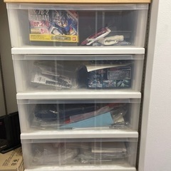 お取り置き中。衣装ケースの画像