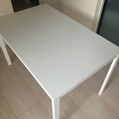 4〜6人用ダイニングテーブル　ダイニングテーブル白　伸縮性ダイニ...
