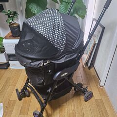 コムペット ペットカート ミリミリ Combi
