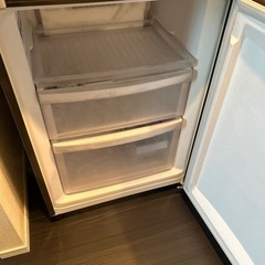 【０円】5月30日午前9時から10時取りに来てくださる方希望2008年製三菱ノンフロン冷凍冷蔵庫MR-H26M-PW形の画像