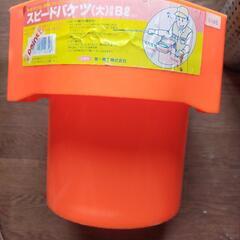 サビキ用バケツ　トリックサビキ仕掛け付き