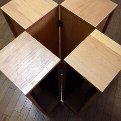 おしゃれなCDラックの画像