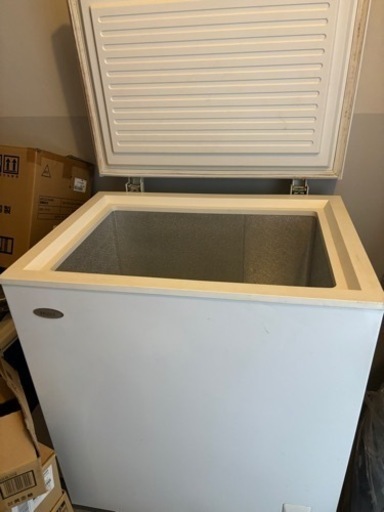【値下げしました❣️】Haier 電気式冷凍庫