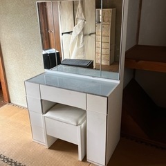 【今すぐのみ】【無料】ドレッサー 白 椅子付き