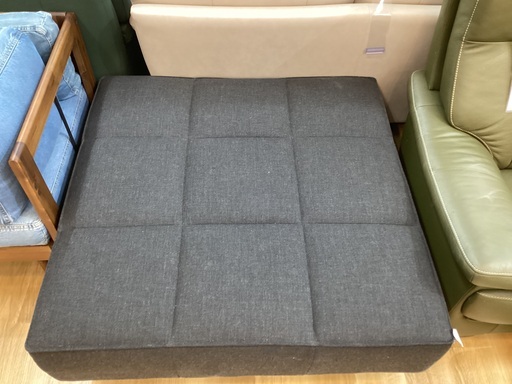 【お値下げ】BoConceptのオットマン入荷しました！！