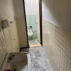 室内約300坪特大倉庫 − 福井県
