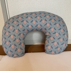 子供用品 産後用品 授乳クッション