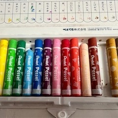 おもちゃ　
ぺんてる　パッセル　くれよん16色の画像
