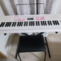 電子キーボード