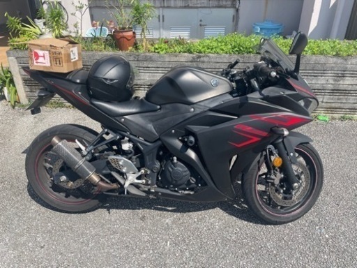 yzf-r25 傷あり　走る曲がる等の不具合無し
