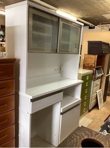 美原店　ニトリ　キッチンボード  リガーレ使用1年　美品　食器棚