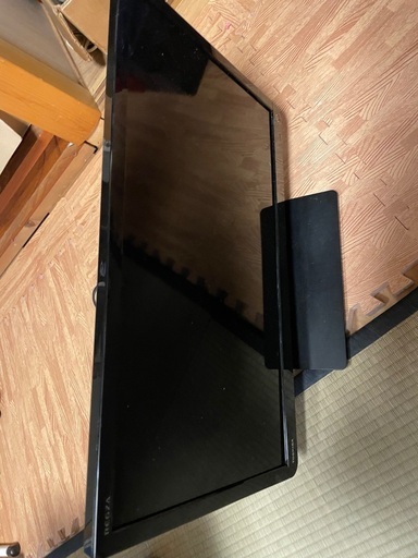 TOSHIBA 液晶テレビ　23型