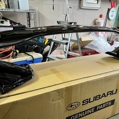 SUBARU純正 トランクスポイラー 新品未使用 SUBARU純正 トランクスポイラー 未使用